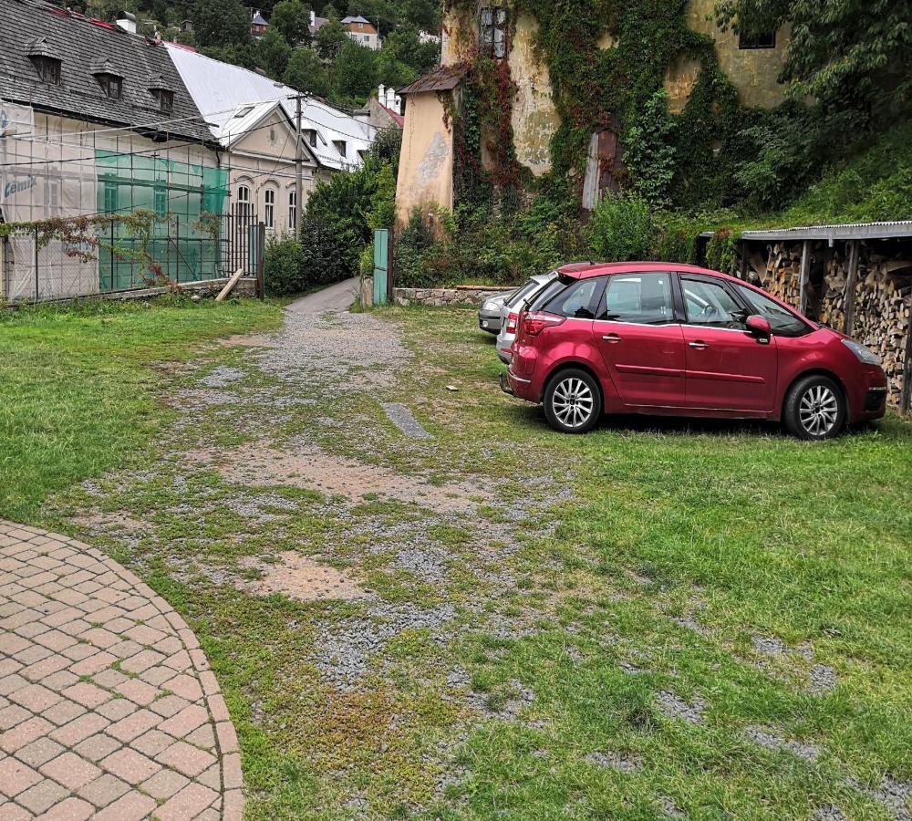Hostel Skautsky Dom Banská Štiavnica Екстериор снимка