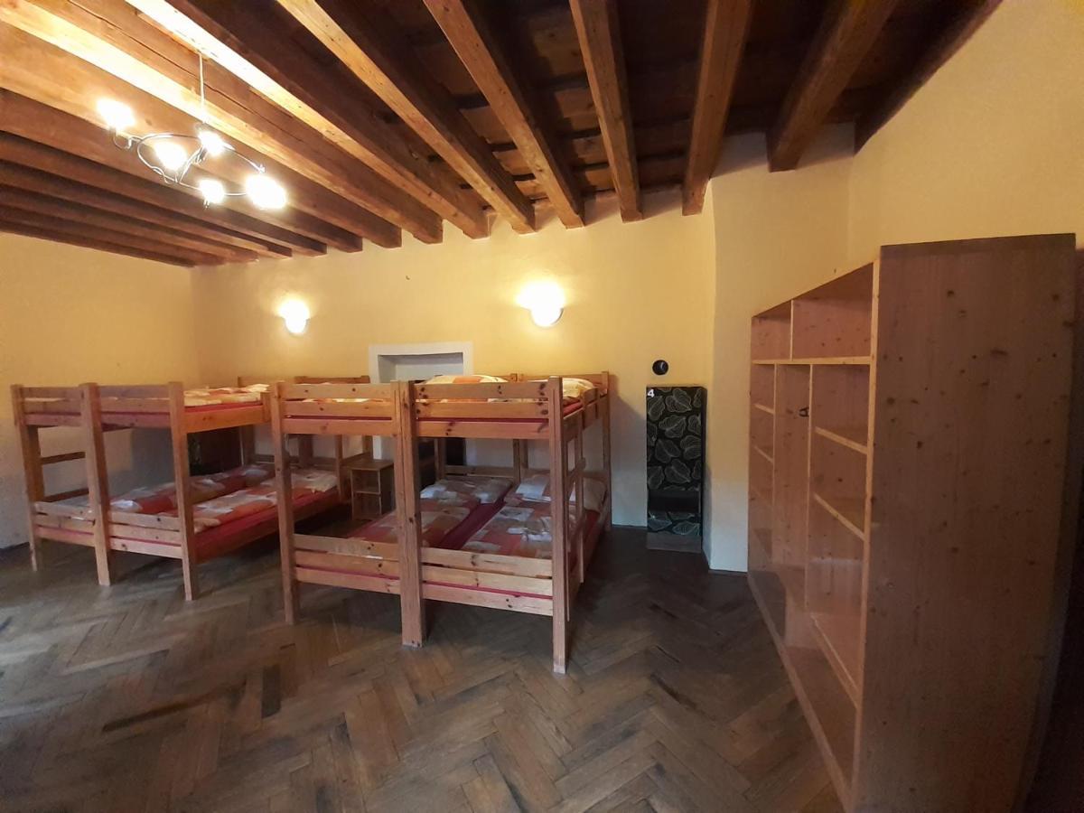 Hostel Skautsky Dom Banská Štiavnica Екстериор снимка