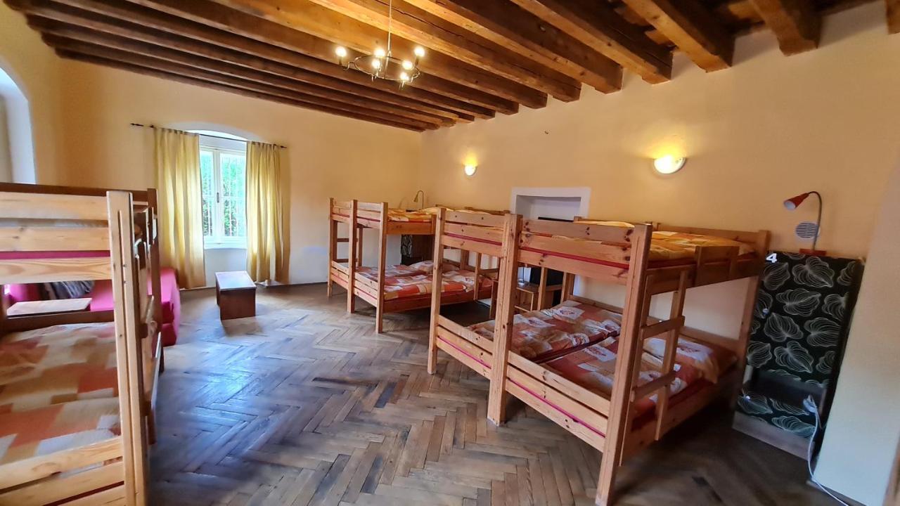 Hostel Skautsky Dom Banská Štiavnica Екстериор снимка